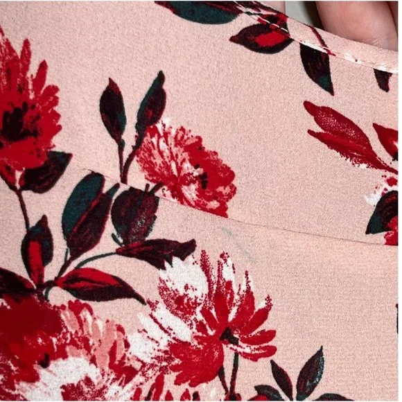 Maurices Womens Dressy Floral Tank Top Sz XL Pink V Neck Bar Back Flowy Chiffon - Picture 10 of 10